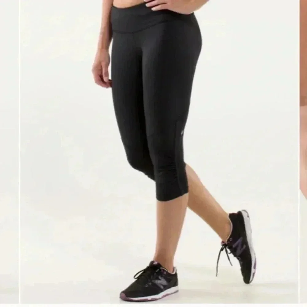 Lululemon run for your life crop